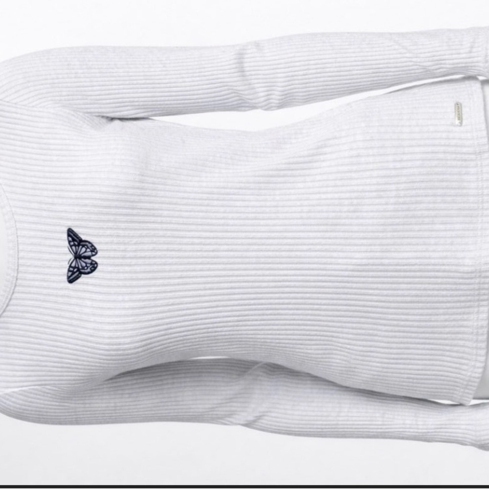 Hollister Light Gray Ribbed shirt